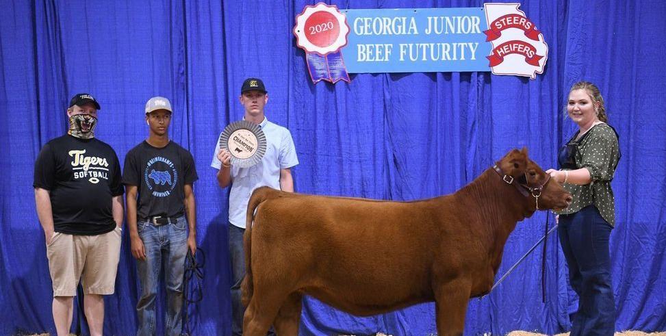 AT SHOW IN PERRY